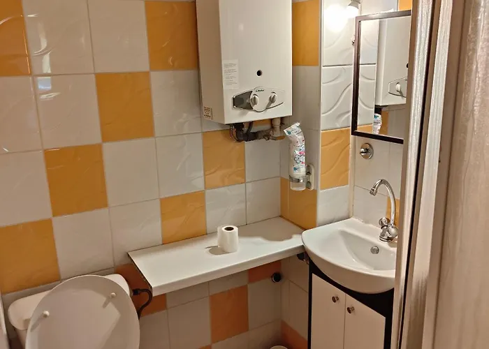 Apartmán Cale Mieszkanie 2 Pokojowe Na Wylacznosc Centrum Czestochowy, Bardzo Blisko Jasnej Gory, 2 Duze Lozka